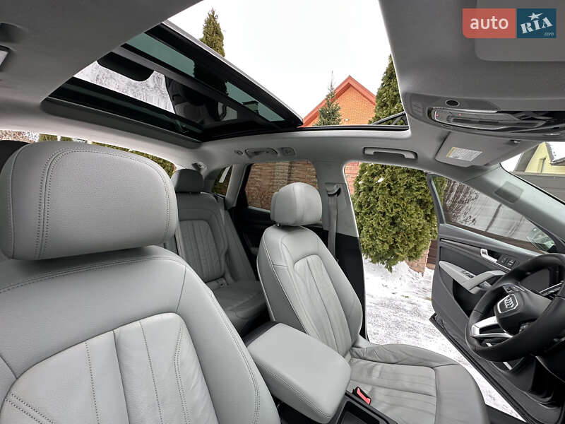 Внедорожник / Кроссовер Audi Q5 2018 в Киеве