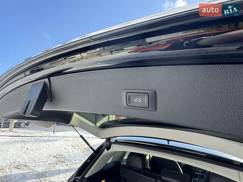 Позашляховик / Кросовер Audi Q5 2015 в Луцьку