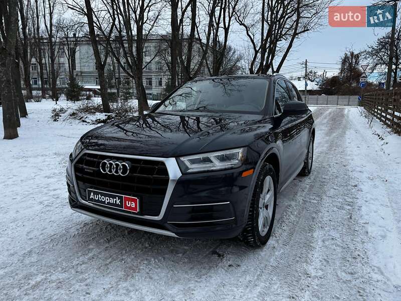 Внедорожник / Кроссовер Audi Q5 2017 в Киеве