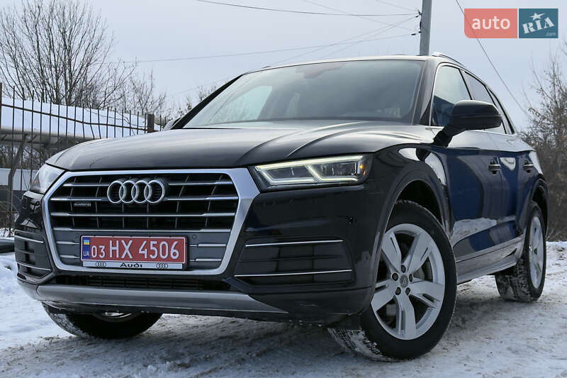 Внедорожник / Кроссовер Audi Q5 2019 в Житомире