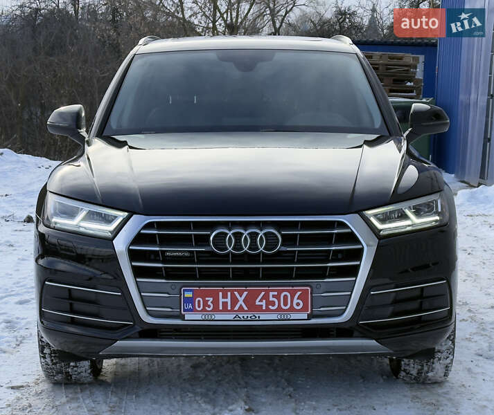 Внедорожник / Кроссовер Audi Q5 2019 в Житомире
