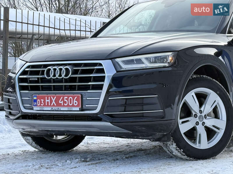 Внедорожник / Кроссовер Audi Q5 2019 в Житомире