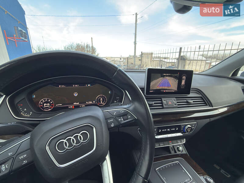 Внедорожник / Кроссовер Audi Q5 2019 в Житомире
