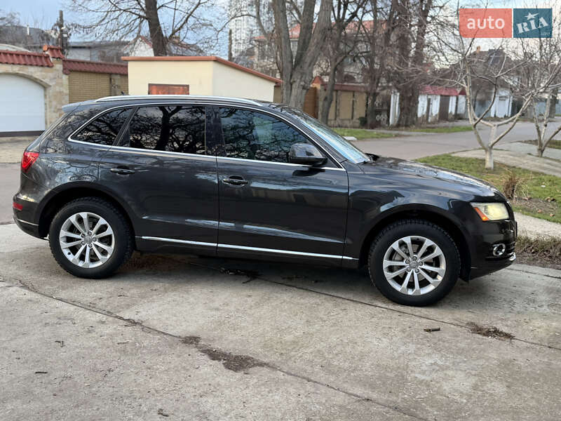 Внедорожник / Кроссовер Audi Q5 2013 в Одессе