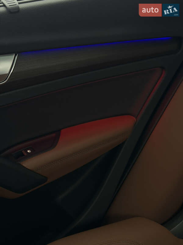 Внедорожник / Кроссовер Audi Q5 2020 в Гайвороне