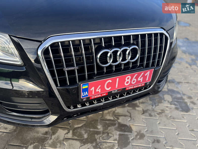 Позашляховик / Кросовер Audi Q5 2016 в Косові