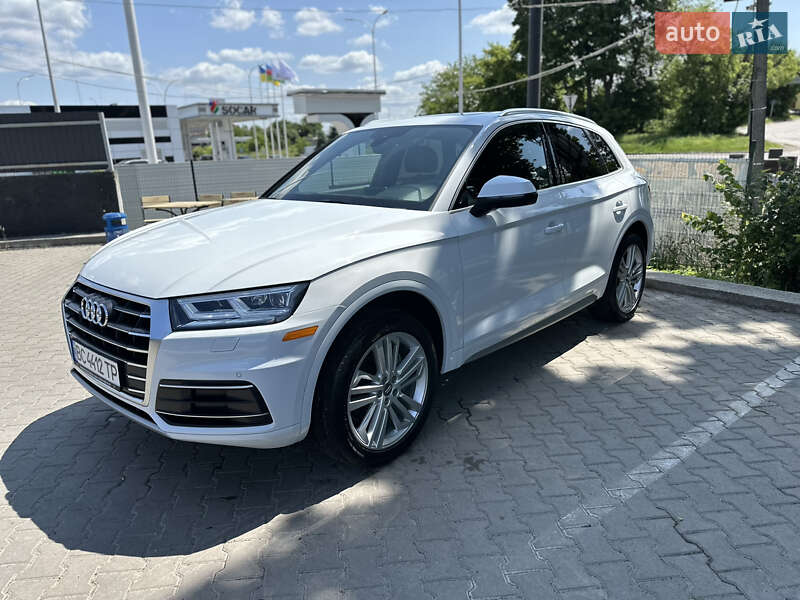 Внедорожник / Кроссовер Audi Q5 2019 в Львове