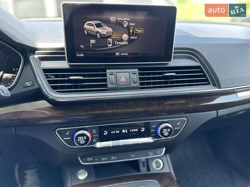 Внедорожник / Кроссовер Audi Q5 2019 в Львове