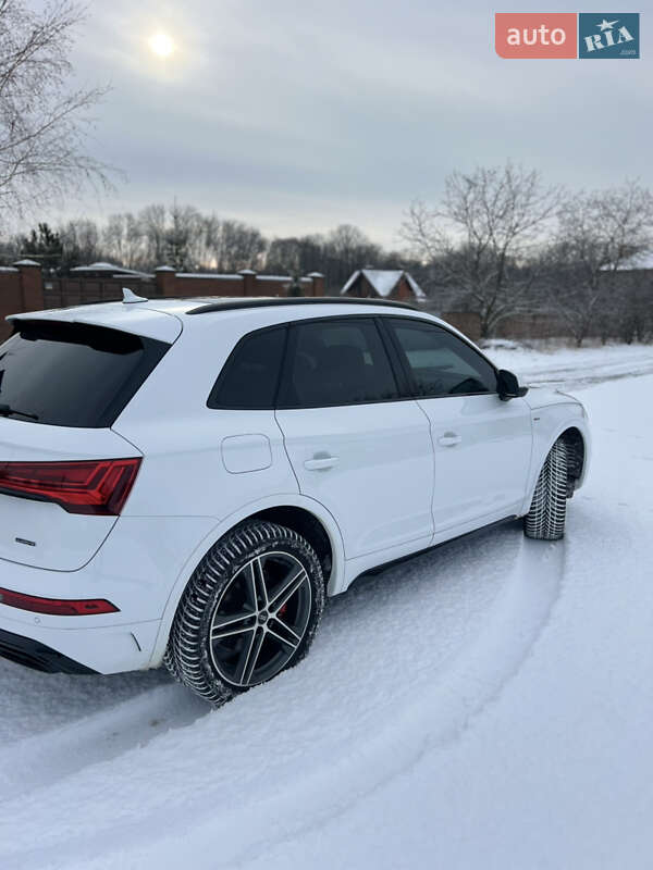 Внедорожник / Кроссовер Audi Q5 2023 в Харькове