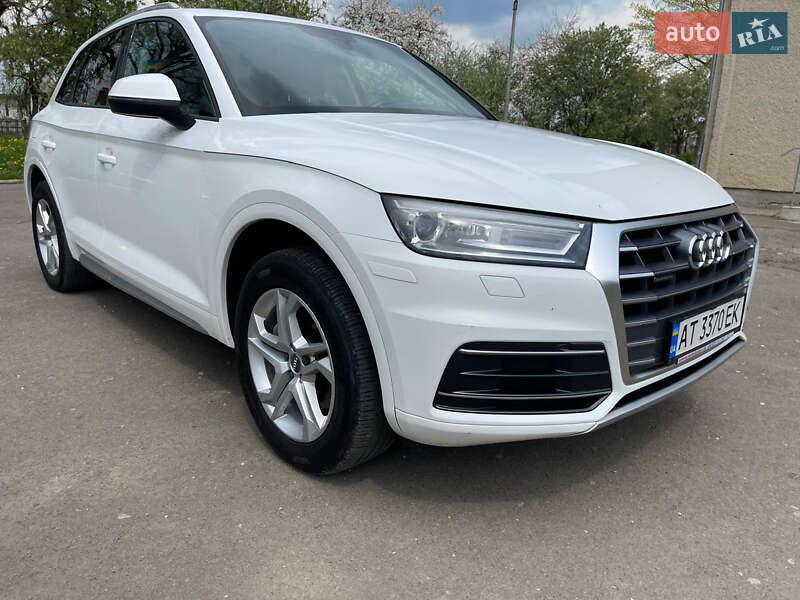 Позашляховик / Кросовер Audi Q5 2017 в Івано-Франківську