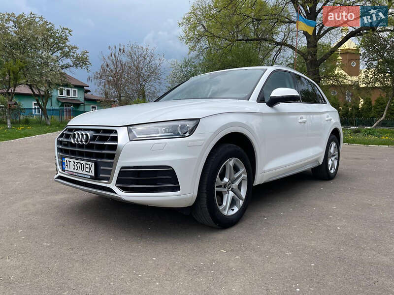 Позашляховик / Кросовер Audi Q5 2017 в Івано-Франківську