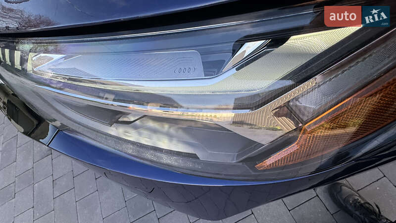 Позашляховик / Кросовер Audi Q5 2021 в Києві