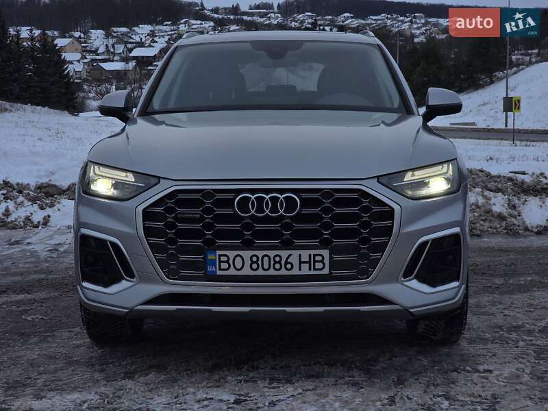 Позашляховик / Кросовер Audi Q5 2020 в Тернополі