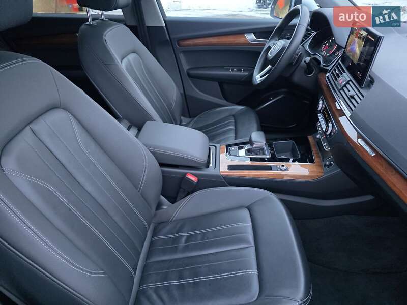 Позашляховик / Кросовер Audi Q5 2020 в Тернополі