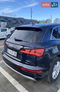 Позашляховик / Кросовер Audi Q5 2019 в Луцьку