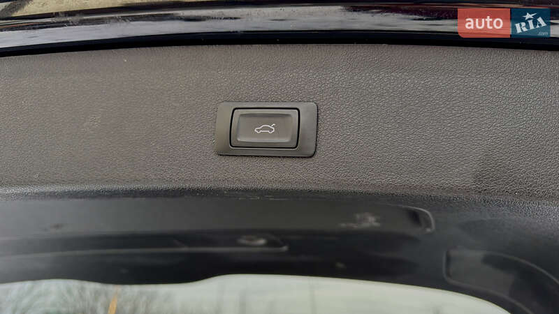 Внедорожник / Кроссовер Audi Q5 2014 в Каменец-Подольском