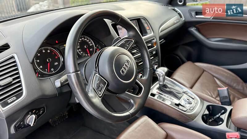 Внедорожник / Кроссовер Audi Q5 2014 в Каменец-Подольском
