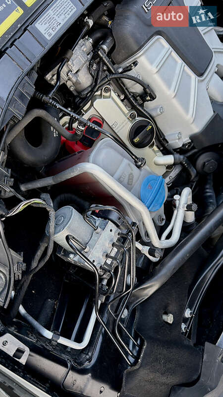 Внедорожник / Кроссовер Audi Q5 2014 в Каменец-Подольском