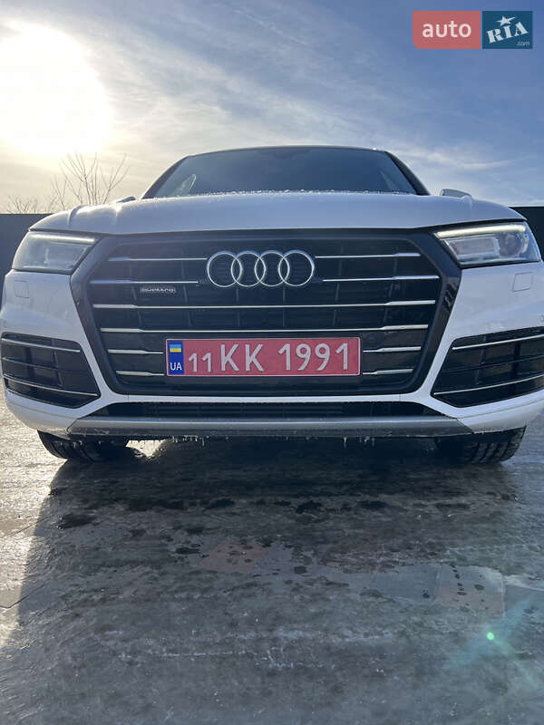 Внедорожник / Кроссовер Audi Q5 2020 в Коломые