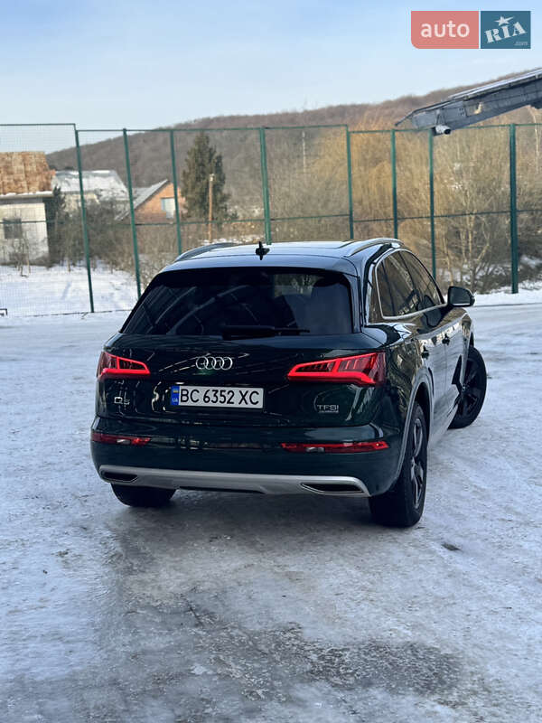 Внедорожник / Кроссовер Audi Q5 2017 в Львове