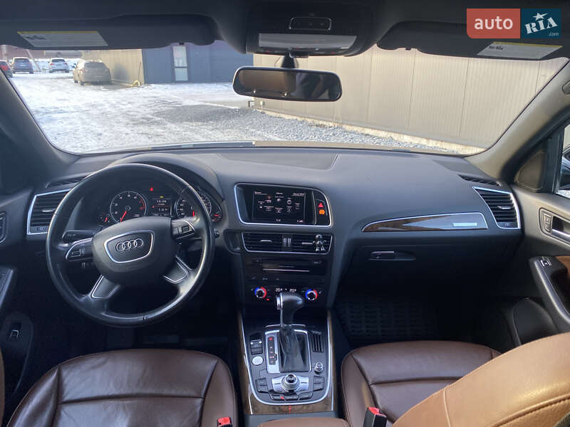 Внедорожник / Кроссовер Audi Q5 2016 в Львове