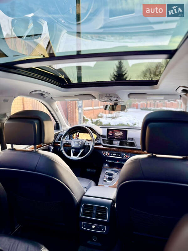 Позашляховик / Кросовер Audi Q5 2018 в Києві фото 54 Позашляховик / Кросовер Audi Q5 2018 в Києві