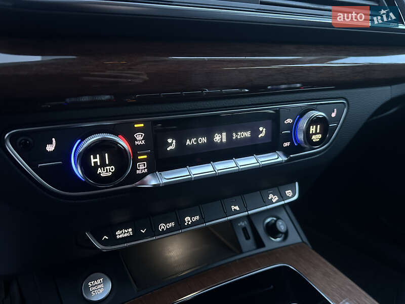 Позашляховик / Кросовер Audi Q5 2021 в Володимирі