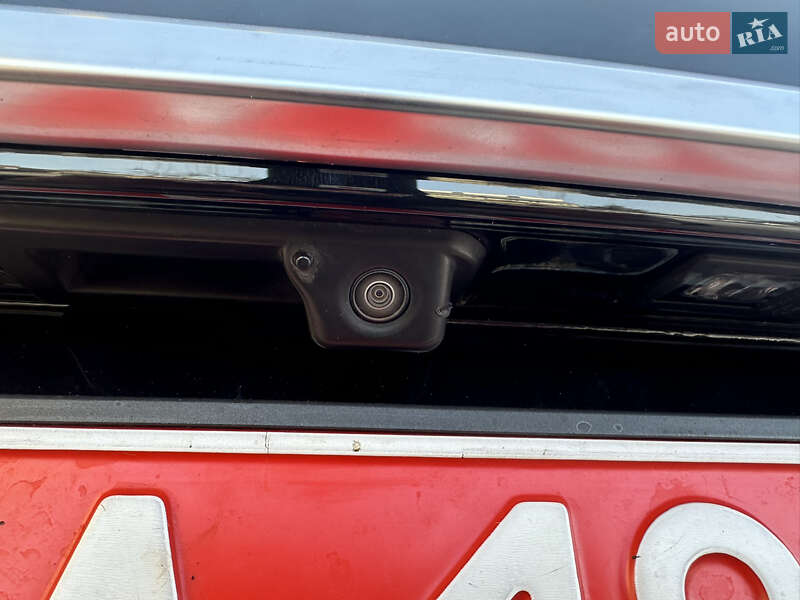 Позашляховик / Кросовер Audi Q5 2021 в Володимирі