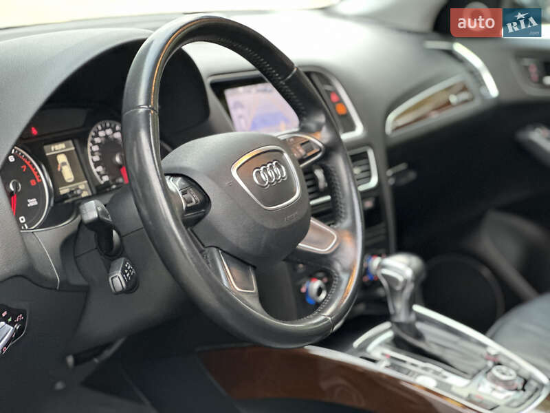 Внедорожник / Кроссовер Audi Q5 2015 в Стрые