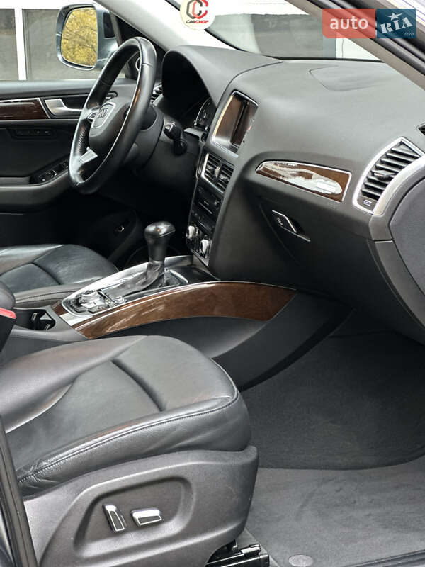 Внедорожник / Кроссовер Audi Q5 2015 в Стрые