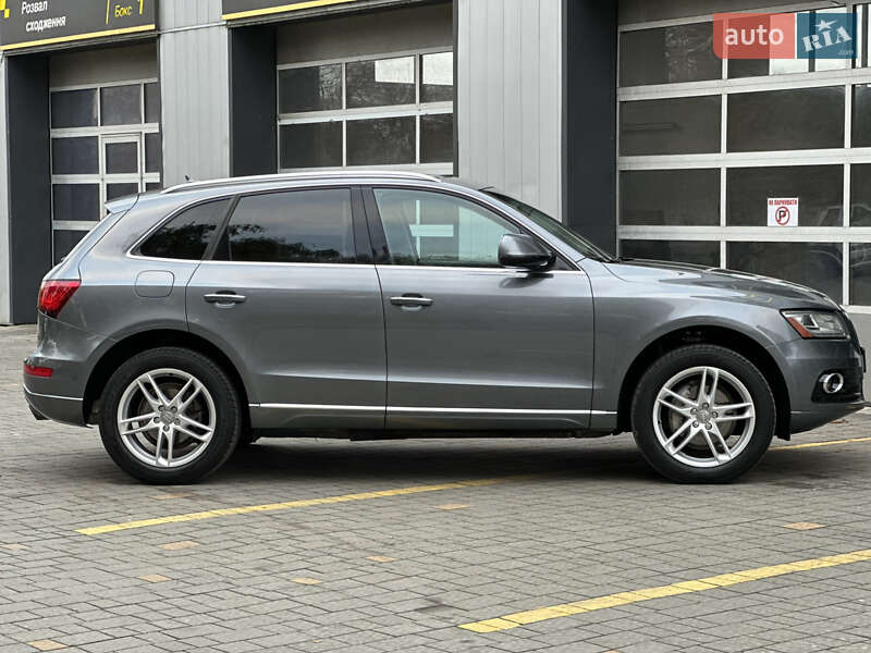 Внедорожник / Кроссовер Audi Q5 2015 в Стрые