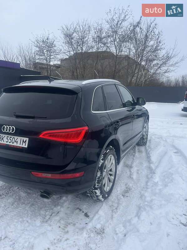 Внедорожник / Кроссовер Audi Q5 2014 в Ровно