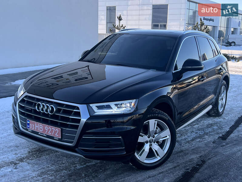 Внедорожник / Кроссовер Audi Q5 2017 в Луцке