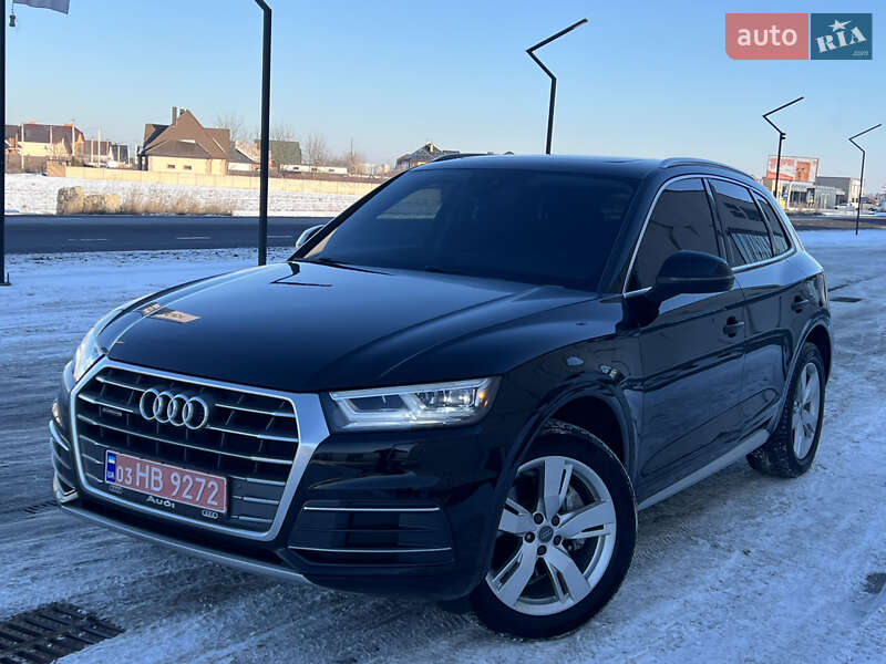 Внедорожник / Кроссовер Audi Q5 2017 в Луцке