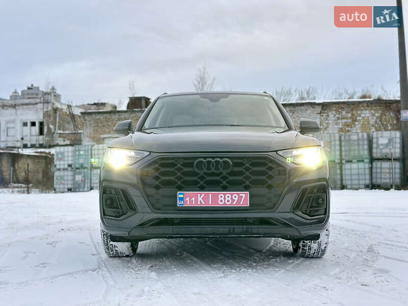 Внедорожник / Кроссовер Audi Q5 2020 в Киеве