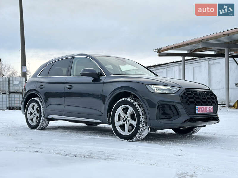 Внедорожник / Кроссовер Audi Q5 2020 в Киеве