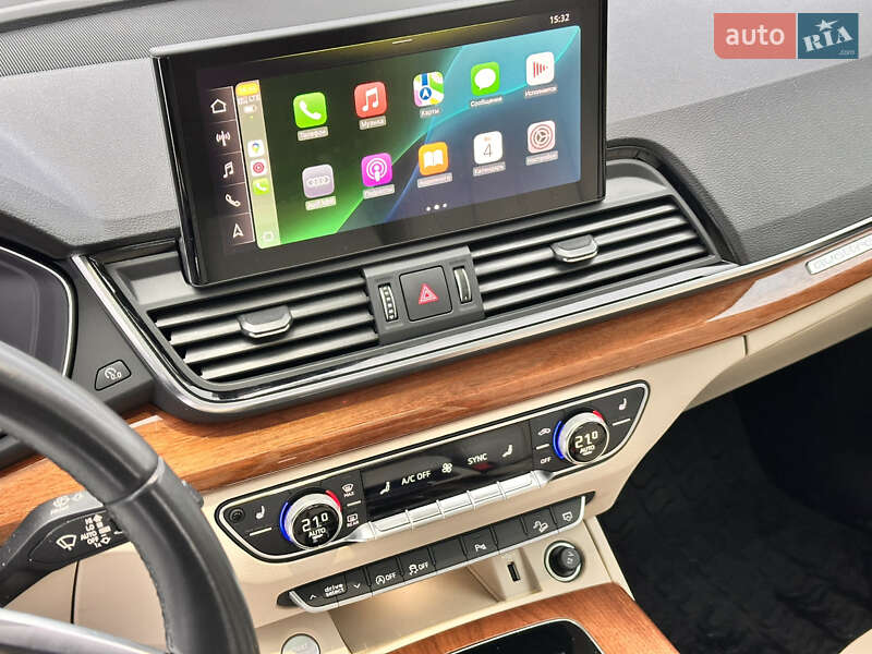 Внедорожник / Кроссовер Audi Q5 2020 в Киеве