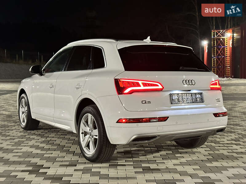 Внедорожник / Кроссовер Audi Q5 2018 в Львове