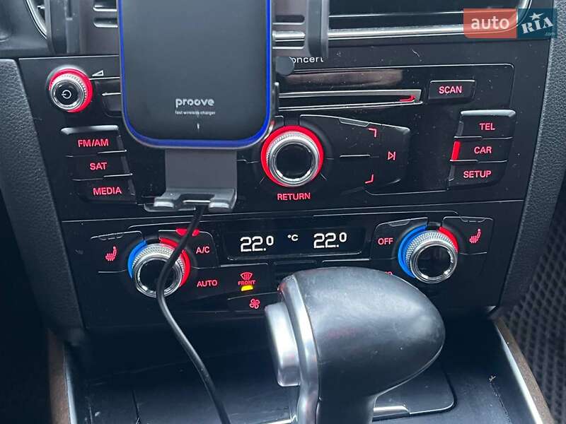 Внедорожник / Кроссовер Audi Q5 2015 в Киеве