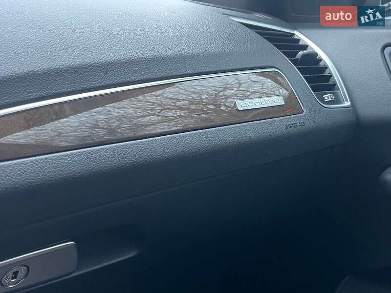 Внедорожник / Кроссовер Audi Q5 2015 в Киеве