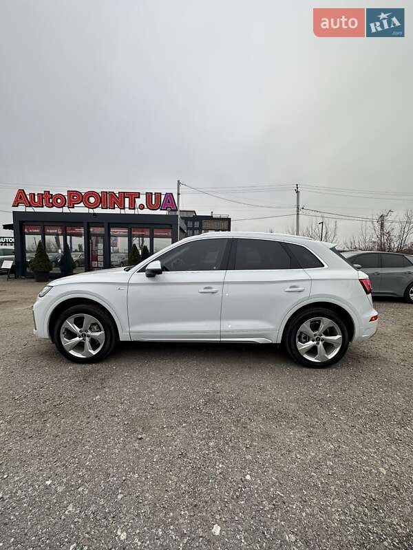 Внедорожник / Кроссовер Audi Q5 2022 в Белогородке