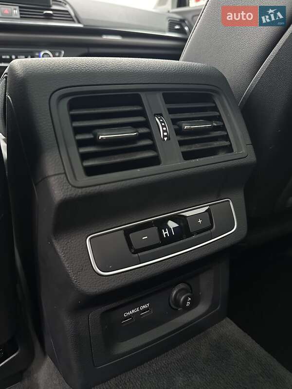 Внедорожник / Кроссовер Audi Q5 2022 в Белогородке