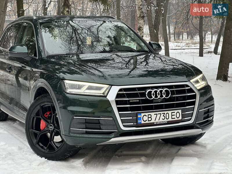Позашляховик / Кросовер Audi Q5 2017 в Києві