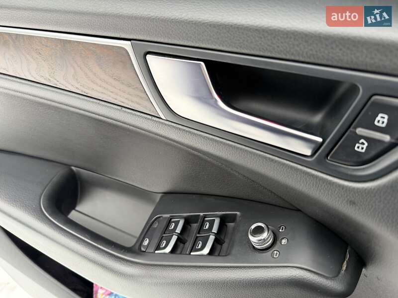 Внедорожник / Кроссовер Audi Q5 2016 в Киеве