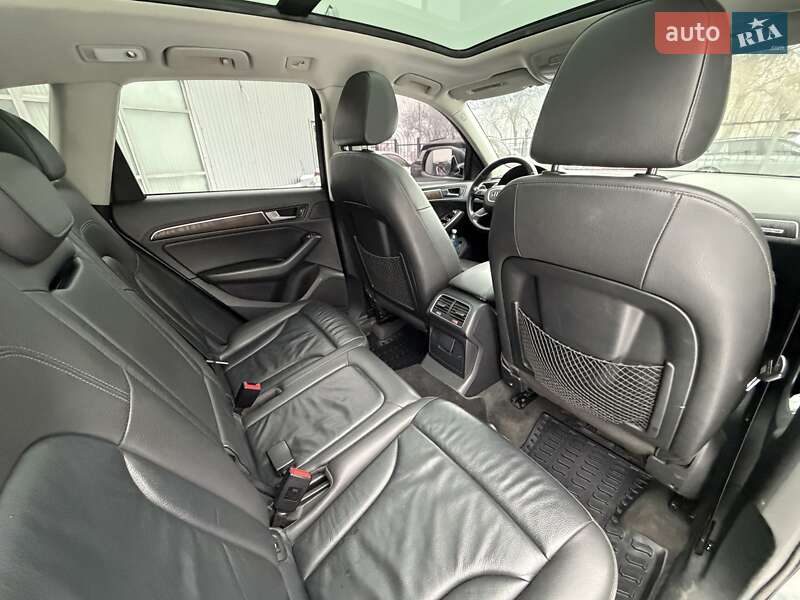 Внедорожник / Кроссовер Audi Q5 2016 в Киеве