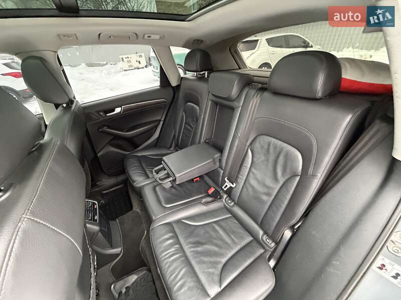 Внедорожник / Кроссовер Audi Q5 2016 в Киеве