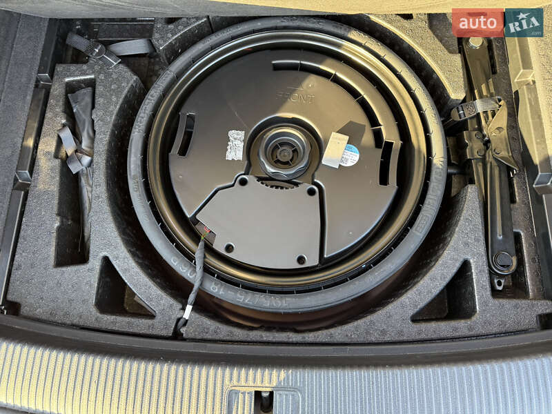 Внедорожник / Кроссовер Audi Q5 2017 в Луцке