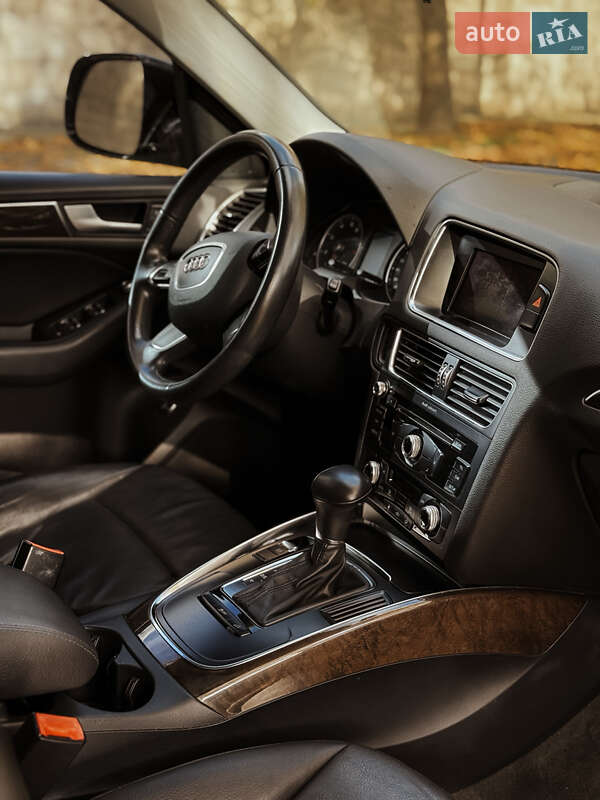 Позашляховик / Кросовер Audi Q5 2014 в Миколаєві