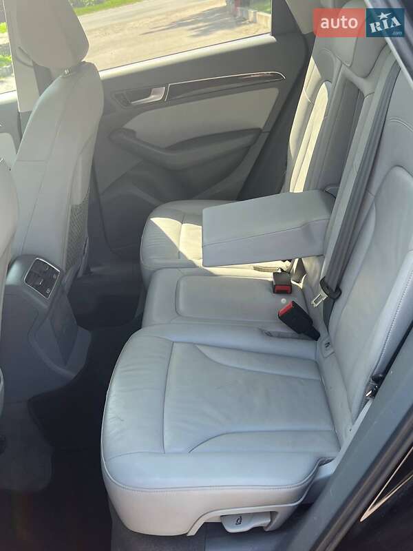 Внедорожник / Кроссовер Audi Q5 2013 в Тернополе