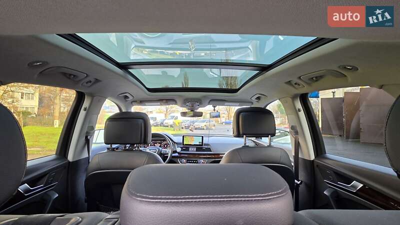 Внедорожник / Кроссовер Audi Q5 2018 в Одессе